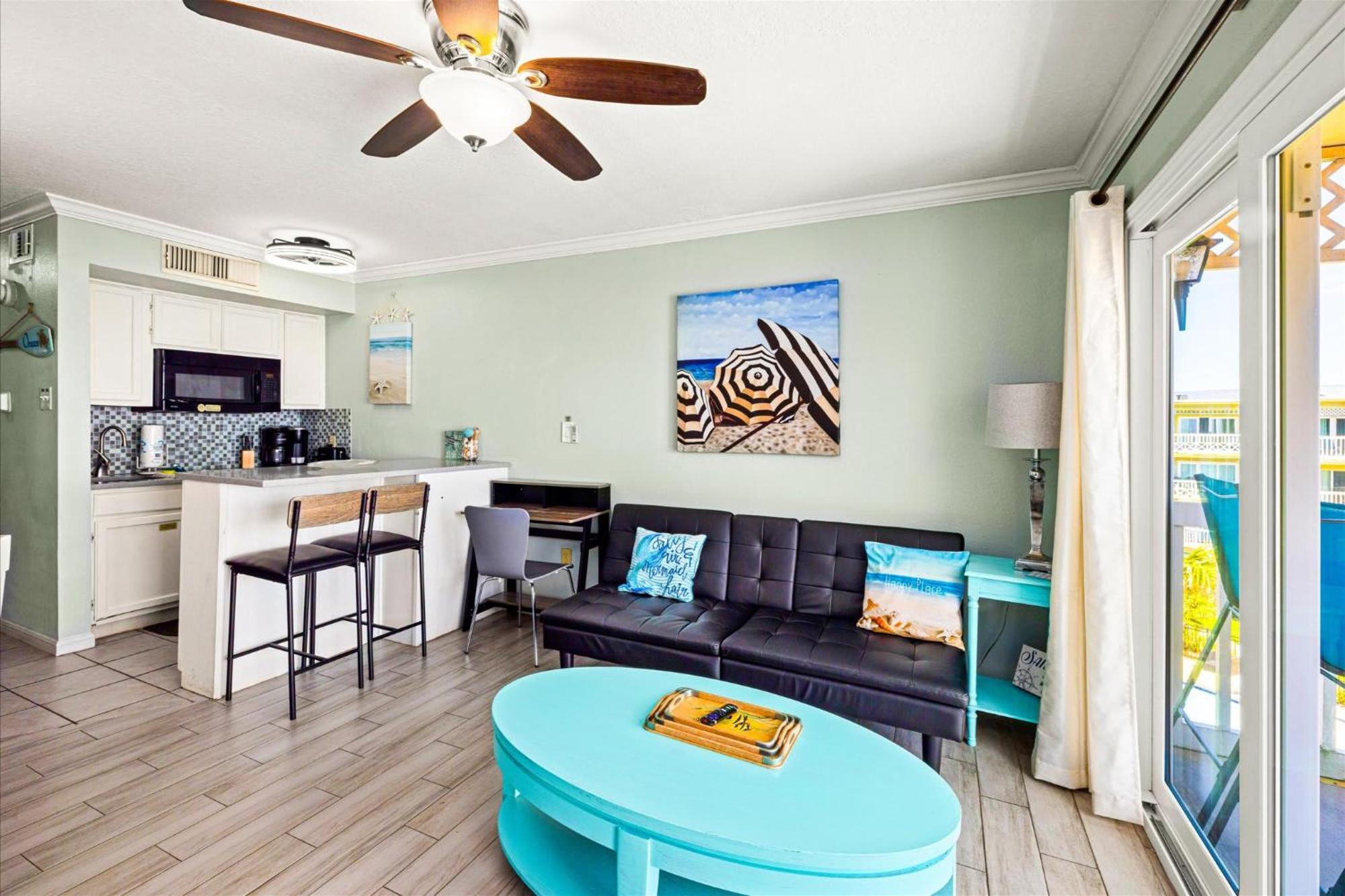Charming Waterfront Condo ガルベストン エクステリア 写真